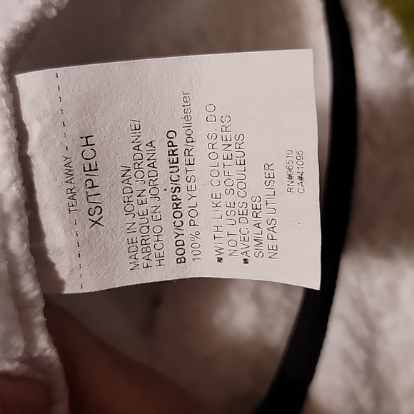 NWT Women's Size XS Under Armour sherpa 1/2 zip pullover - Picture 4 of 4